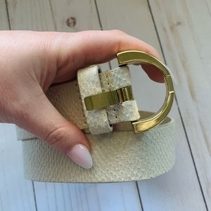 Banana Republic Ivory/ Tan Leather textured Belt